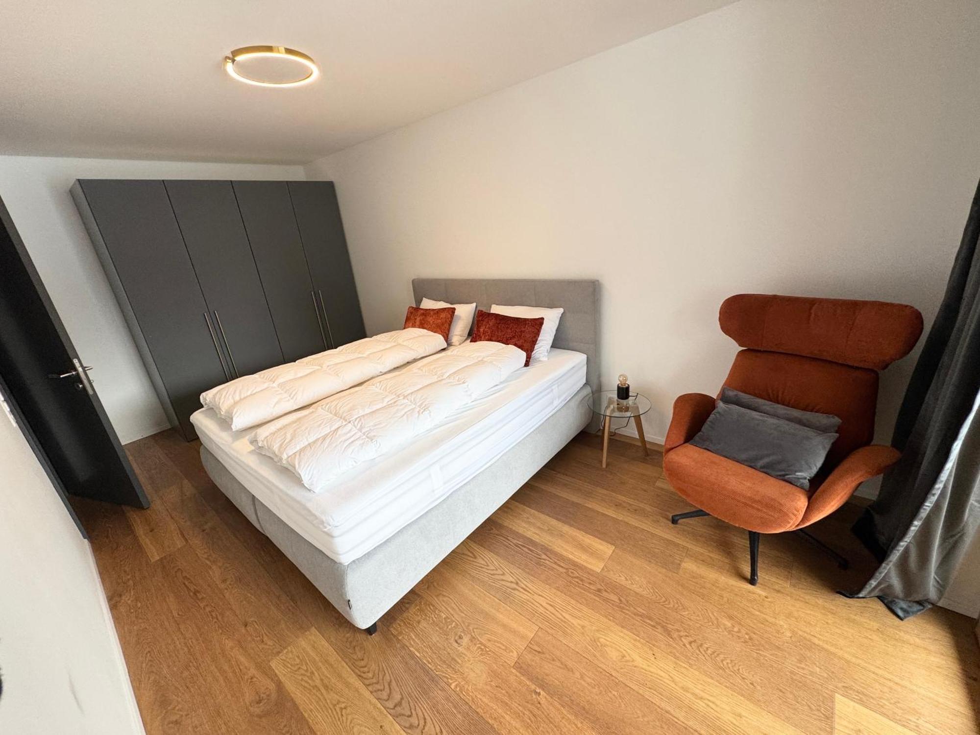 Beautiful Sunny New 1 Bed Apt Flims Exterior photo